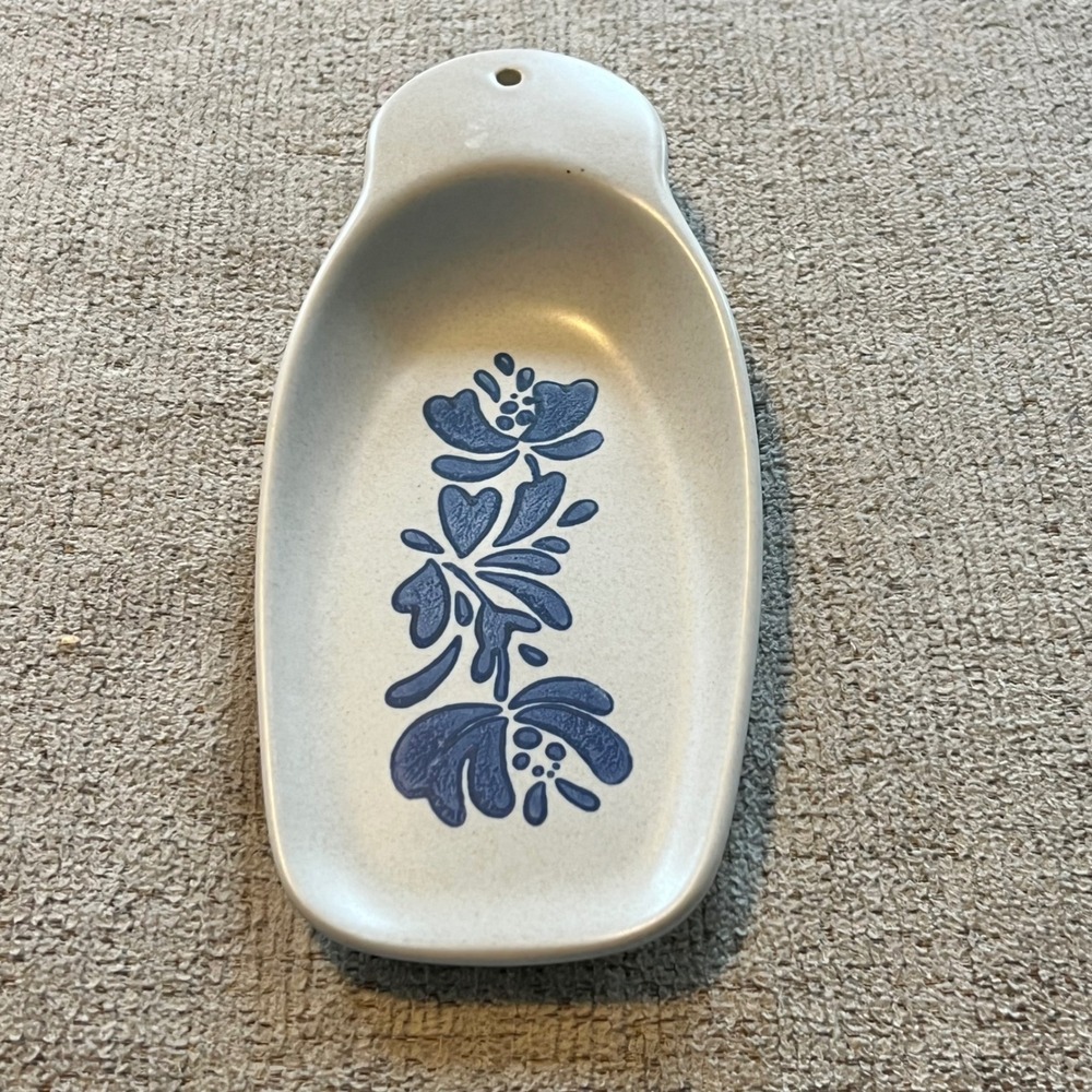 Pfaltzgraff Yorktowne Blue Floral Stoneware Spoon Rest Vintage USA 7 Inch